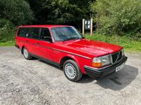 VOLVO 240