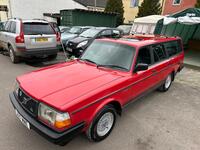 VOLVO 240