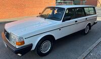 VOLVO 240