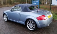AUDI TT