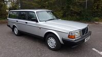 VOLVO 240